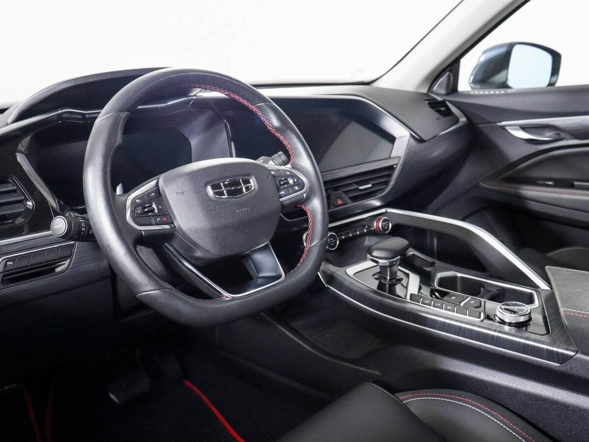 Geely Tugella 2022 года с пробегом. Фото: #13