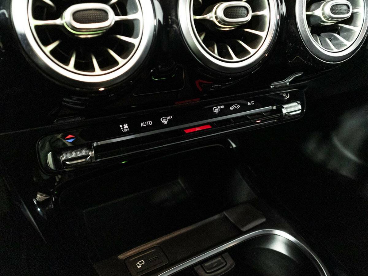 Mercedes-Benz A-Класс 2018 года с пробегом. Фото: #14