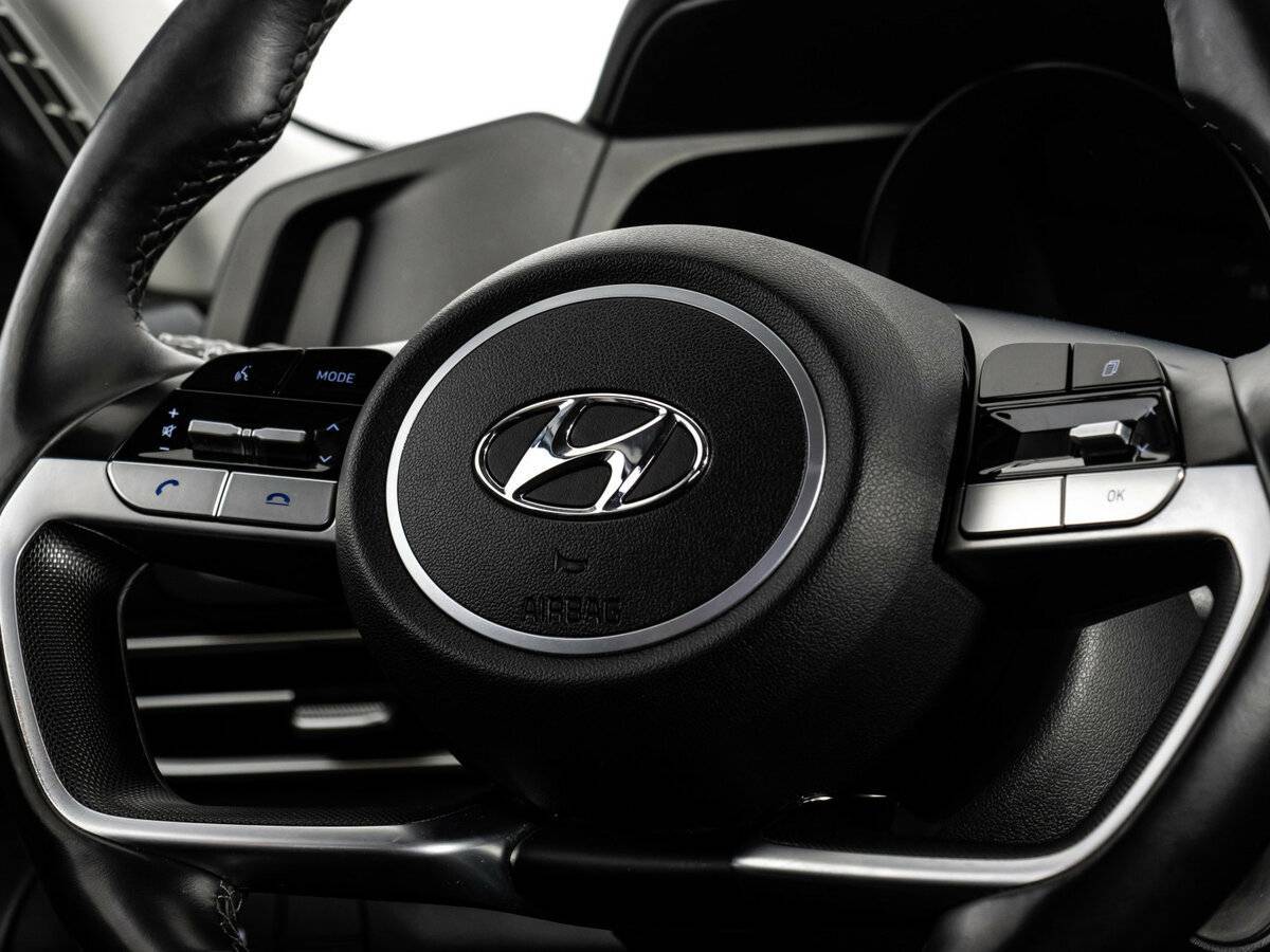 Hyundai Elantra 2021 года с пробегом. Фото: #13