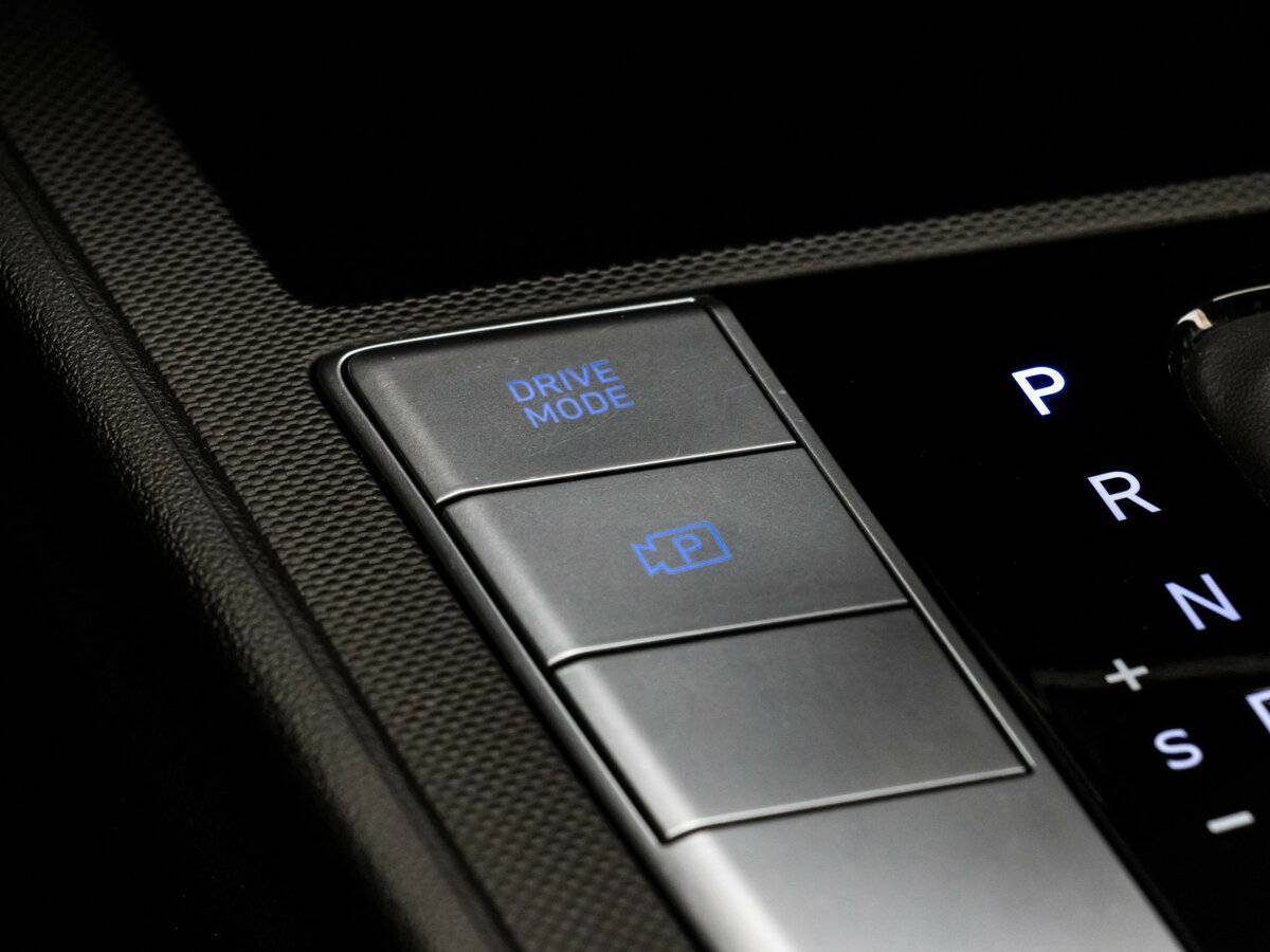 Hyundai Elantra 2021 года с пробегом. Фото: #17