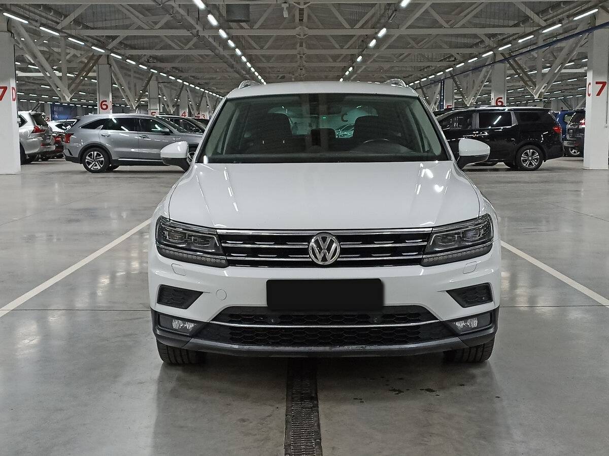 Volkswagen Tiguan 2018 года с пробегом. Фото: #1