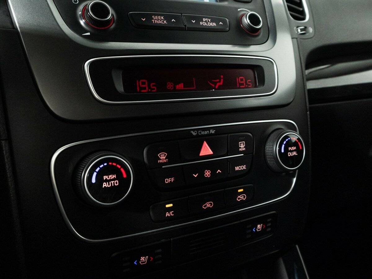 Kia Sorento 2018 года с пробегом. Фото: #12