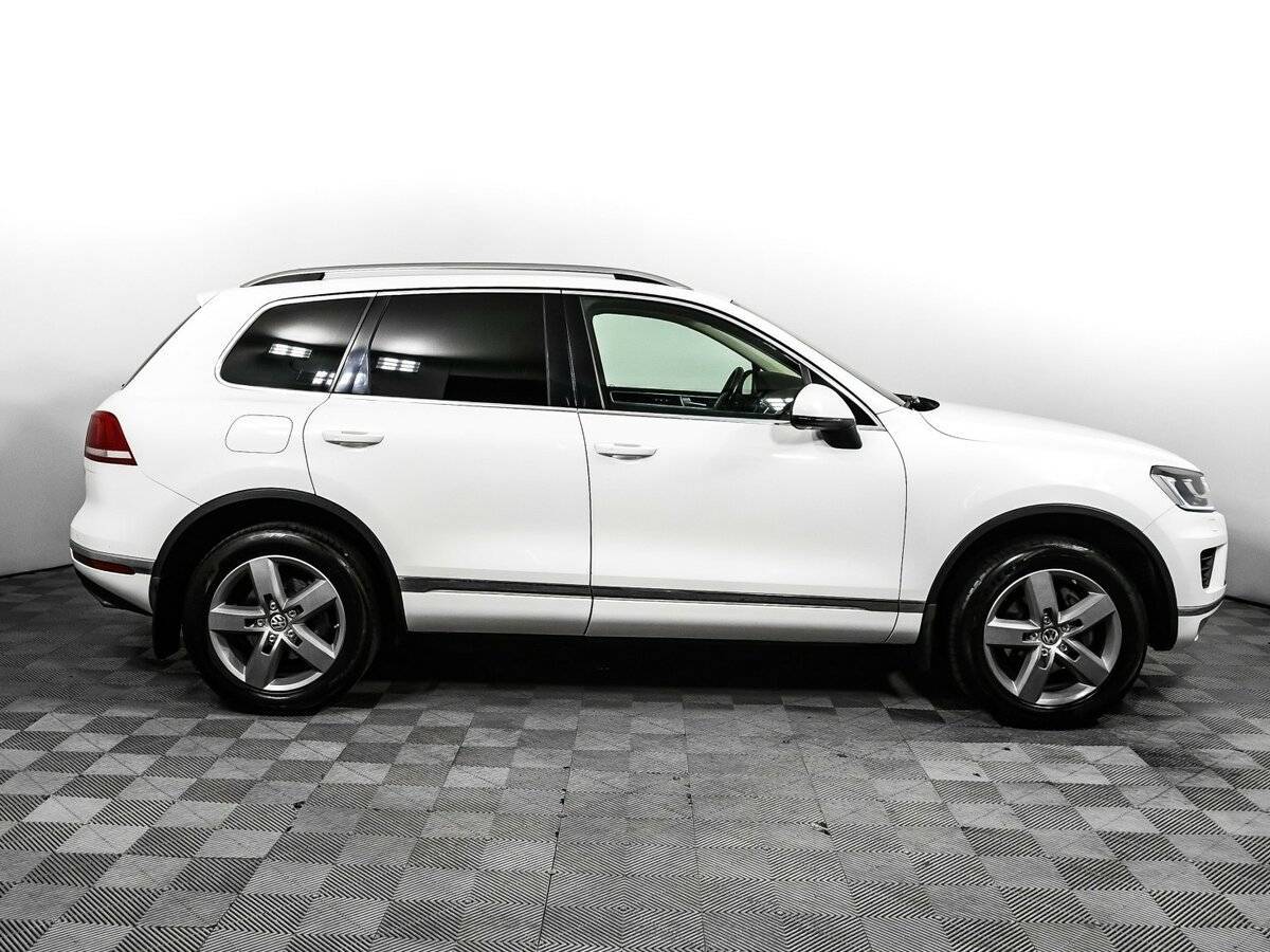 Volkswagen Touareg 2014 года с пробегом. Фото: #3