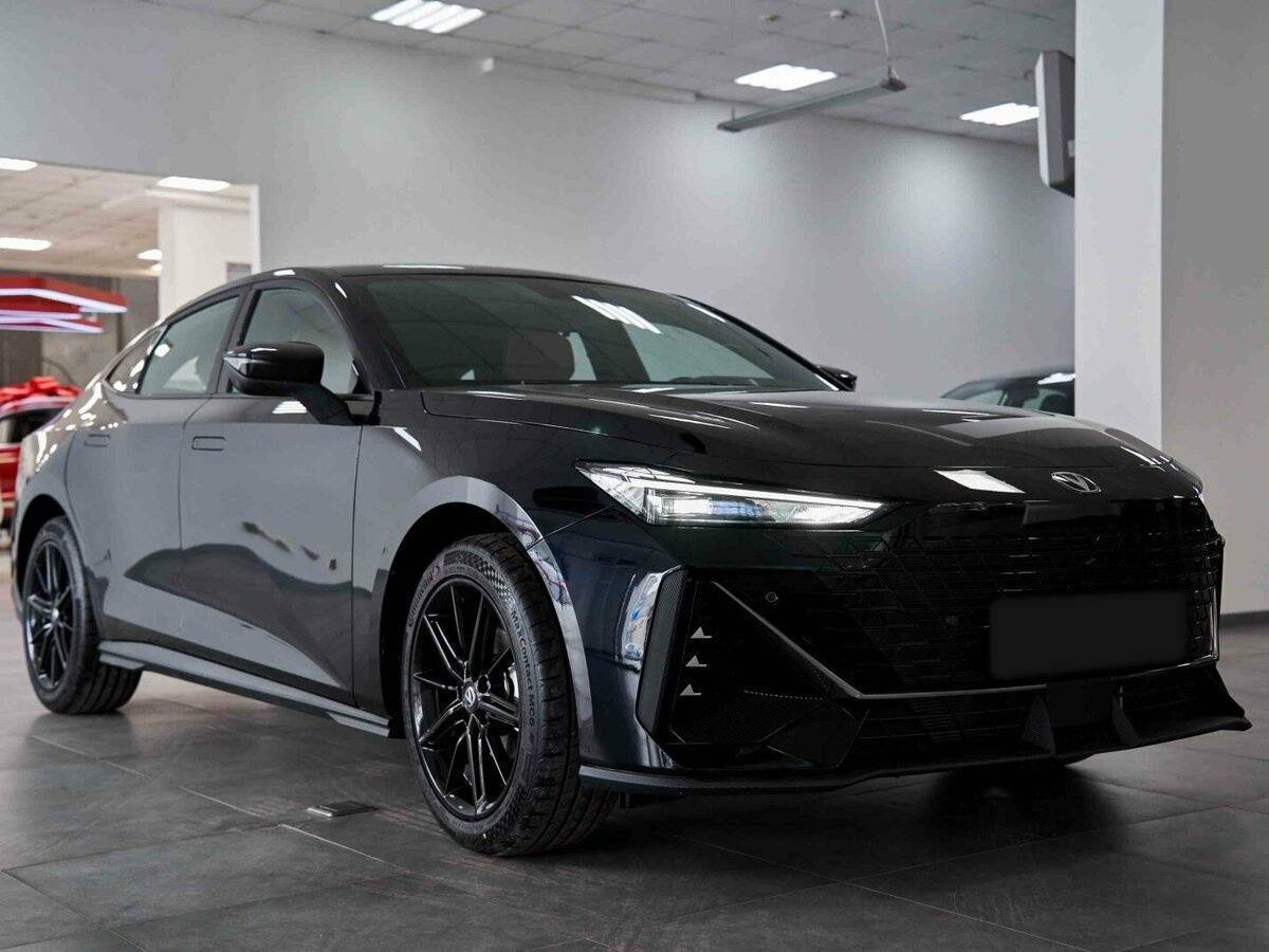 Changan UNI-V 2024 года с пробегом. Фото: #6