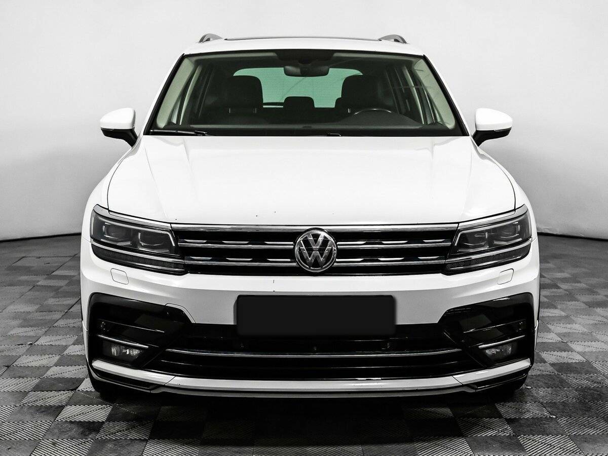 Volkswagen Tiguan 2018 года с пробегом. Фото: #1