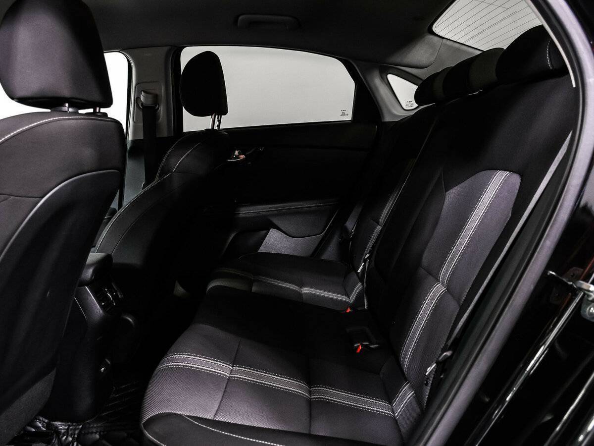 Kia Cerato 2022 года с пробегом. Фото: #12