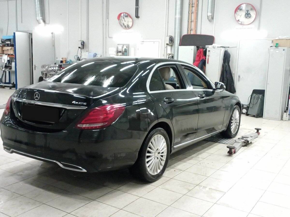 Mercedes-Benz C-Класс 2016 года с пробегом. Фото: #2