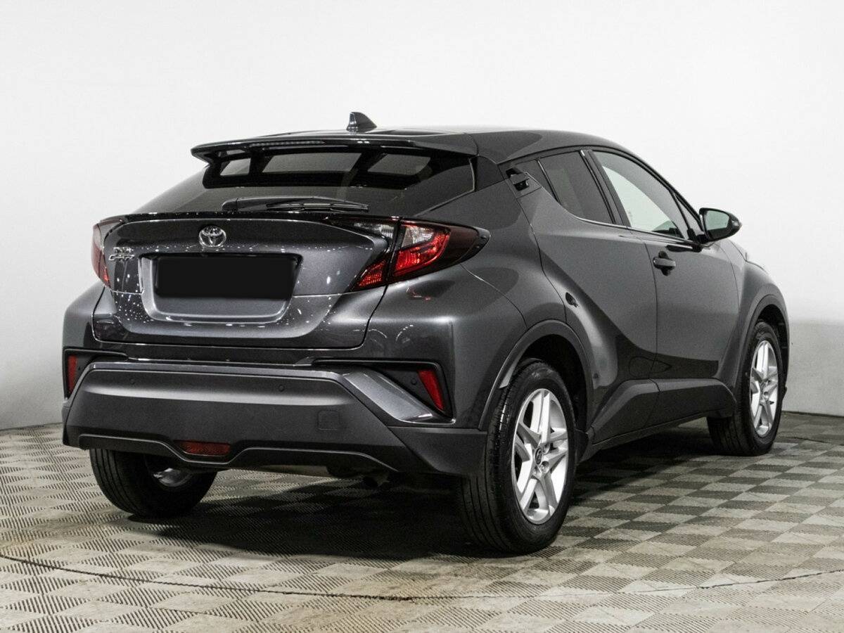 Toyota C-HR 2020 года с пробегом. Фото: #4