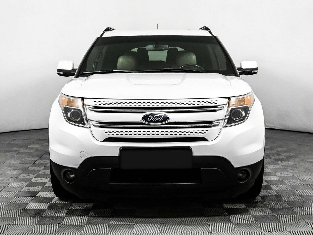 Ford Explorer 2012 года с пробегом. Фото: #1