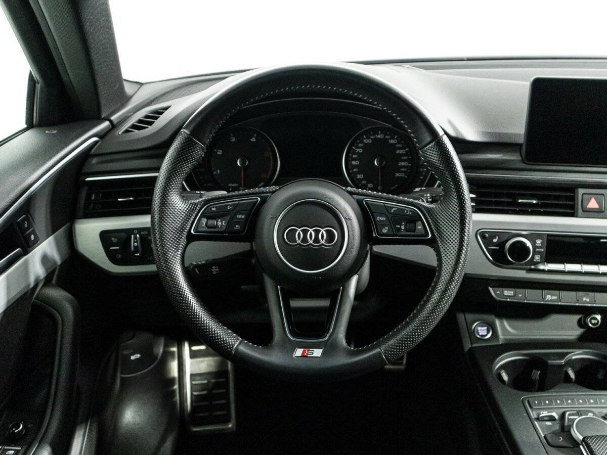 Audi A4 2019 года с пробегом. Фото: #20