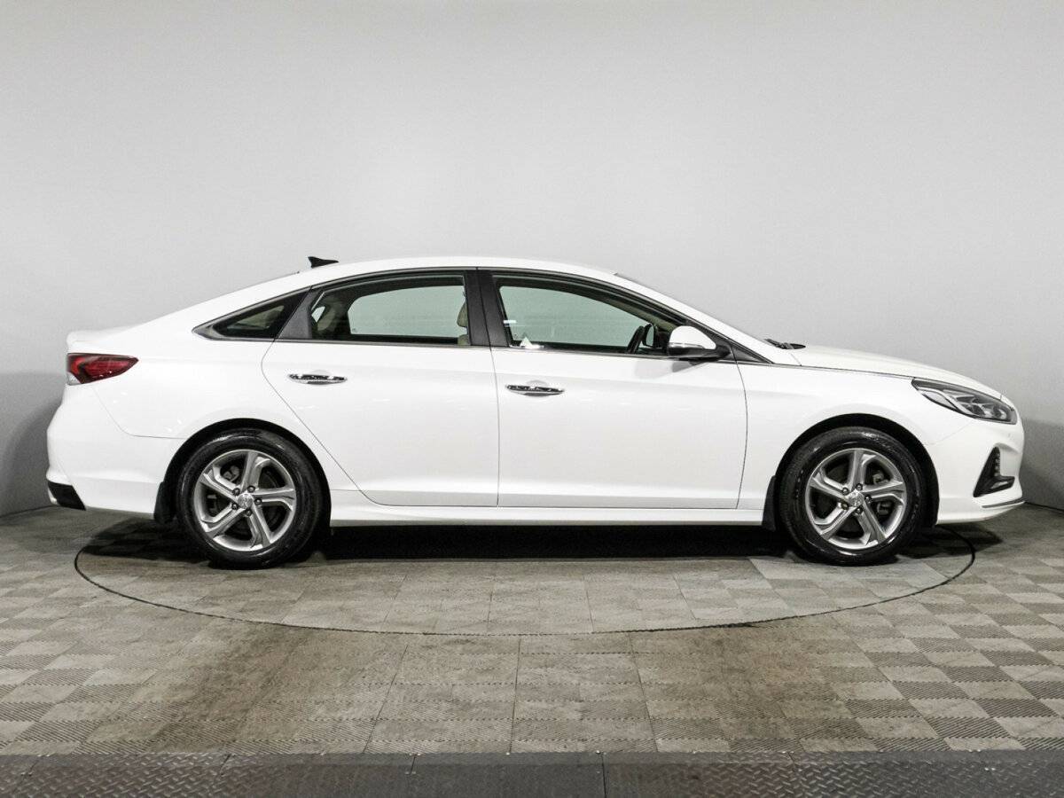 Hyundai Sonata 2017 года с пробегом. Фото: #3