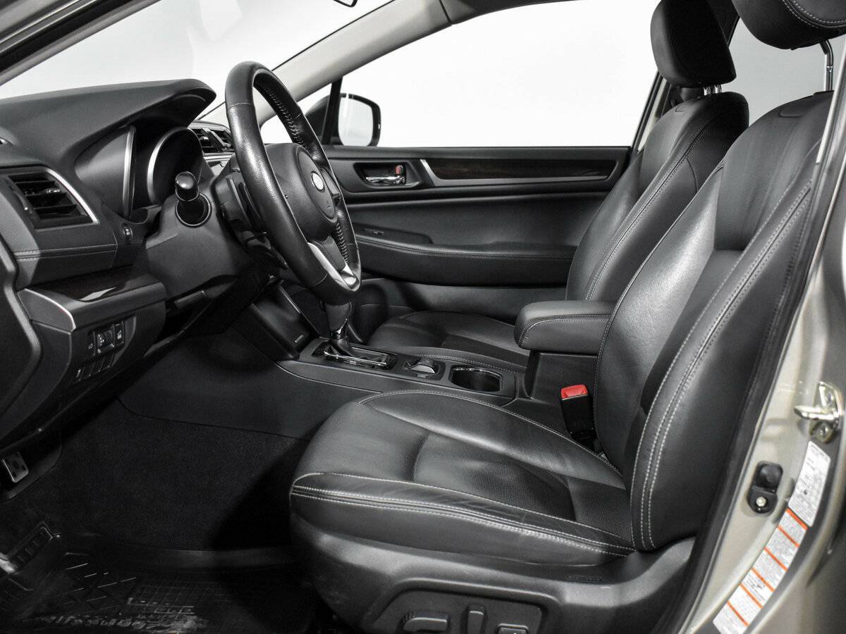 Subaru Outback 2018 года с пробегом. Фото: #9