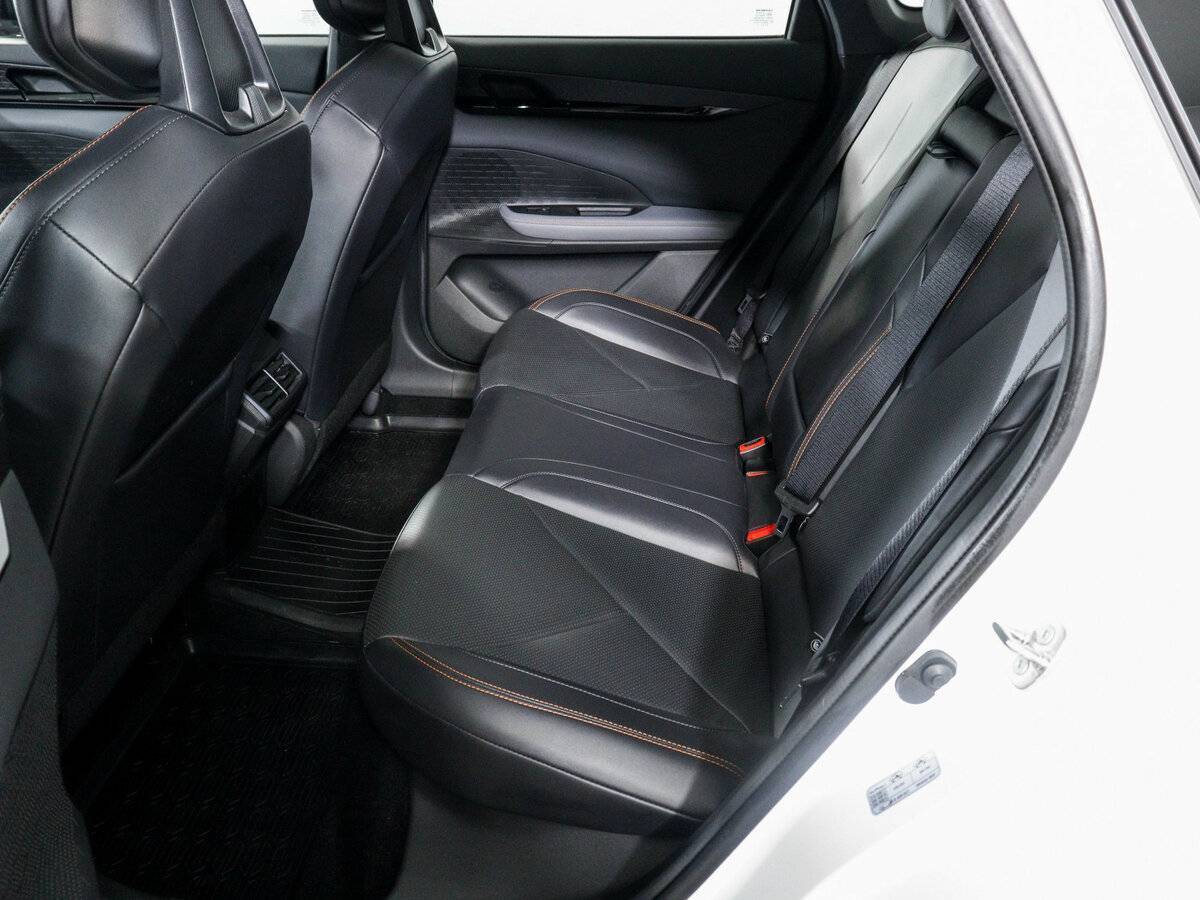 Changan UNI-V 2023 года с пробегом. Фото: #9