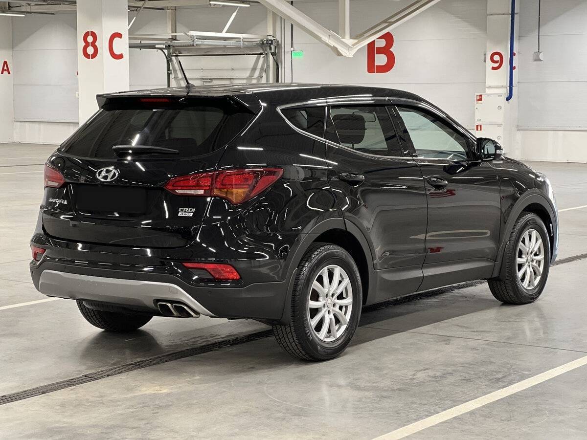 Hyundai Santa Fe 2015 года с пробегом. Фото: #4