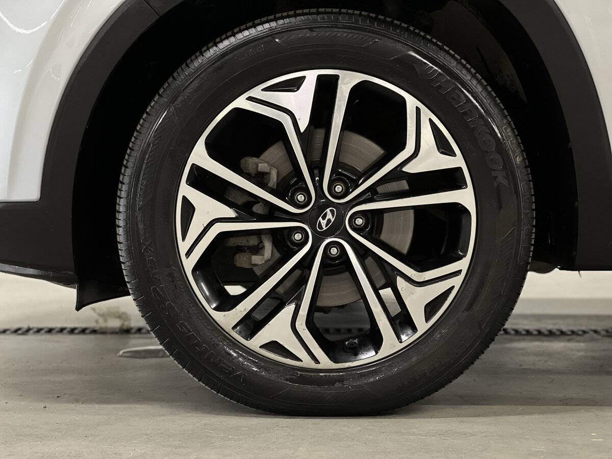 Hyundai Santa Fe 2019 года с пробегом. Фото: #17