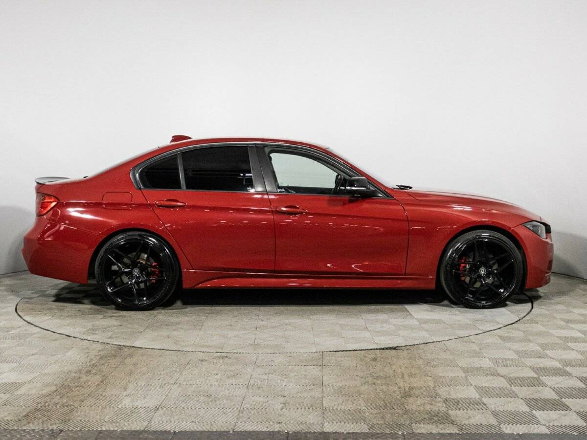 BMW 3 серии 2012 года с пробегом. Фото: #3