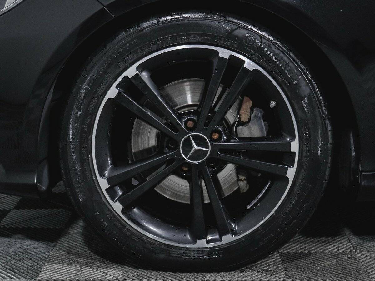 Mercedes-Benz E-Класс 2014 года с пробегом. Фото: #14