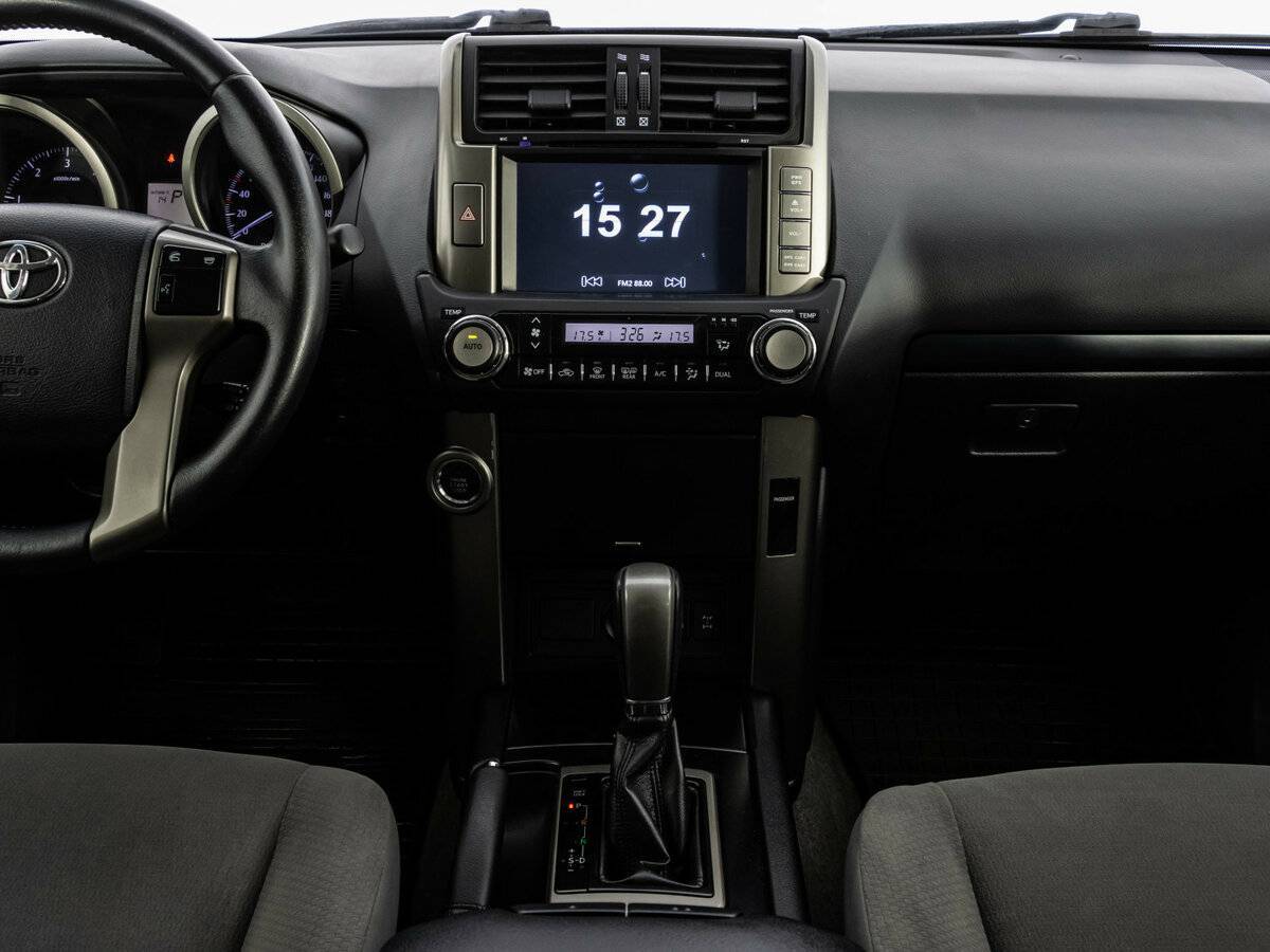 Toyota Land Cruiser Prado 2013 года с пробегом. Фото: #13