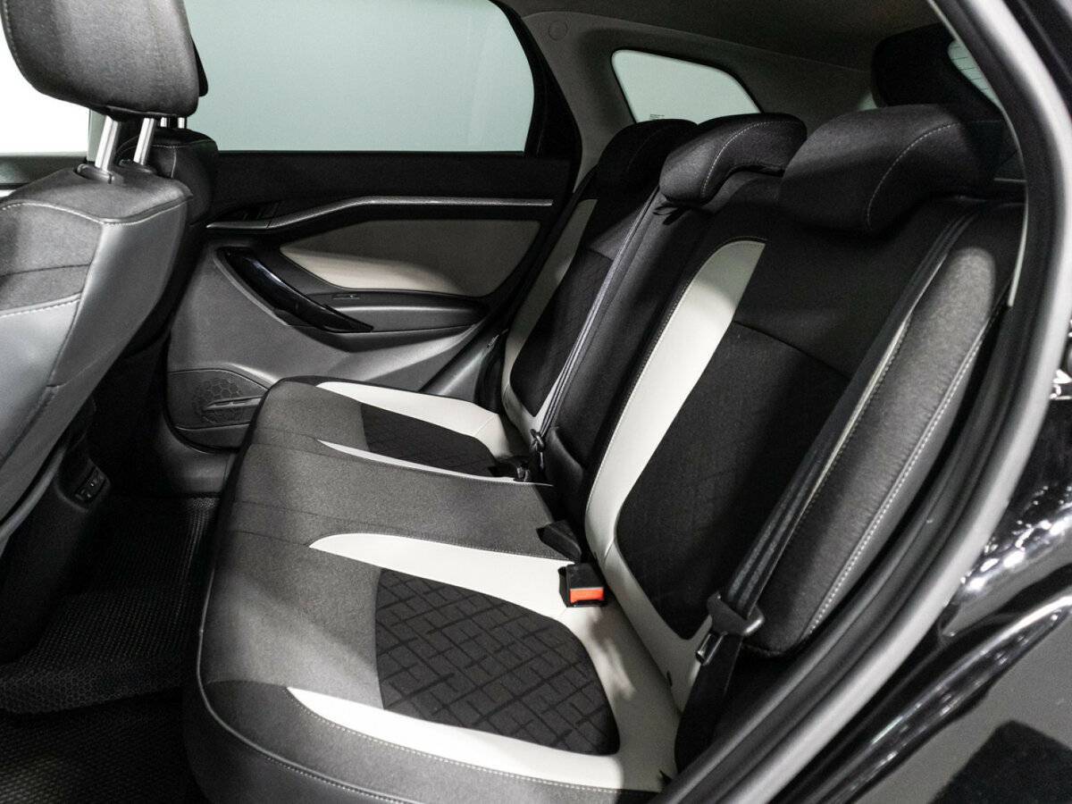 Б/У Лада (ВАЗ) Веста 2021 года. Фото: #9