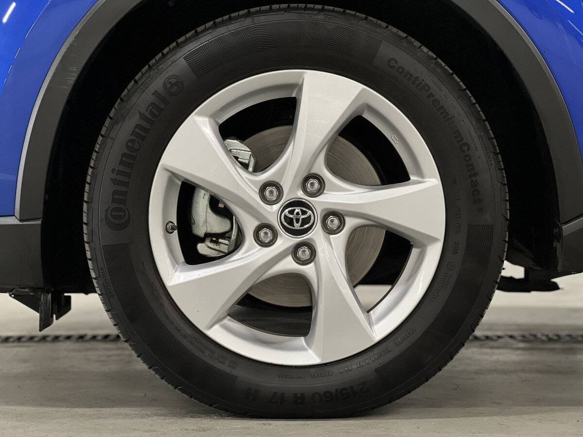 Toyota C-HR 2019 года с пробегом. Фото: #17