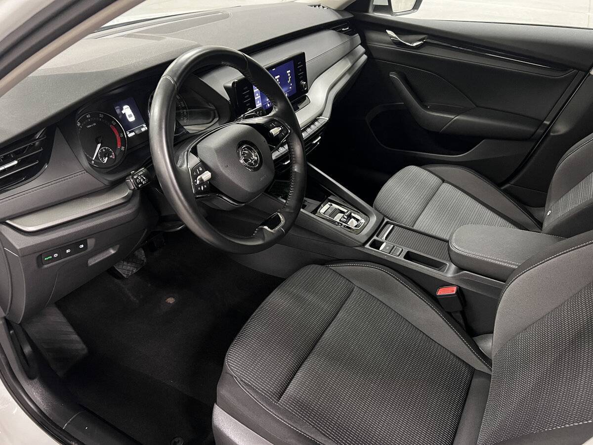 Skoda Octavia 2020 года с пробегом. Фото: #15