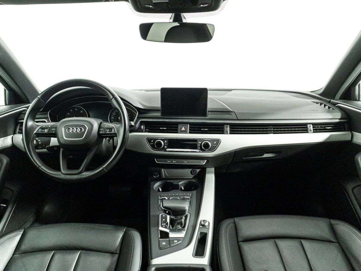 Audi A4 2019 года с пробегом. Фото: #12
