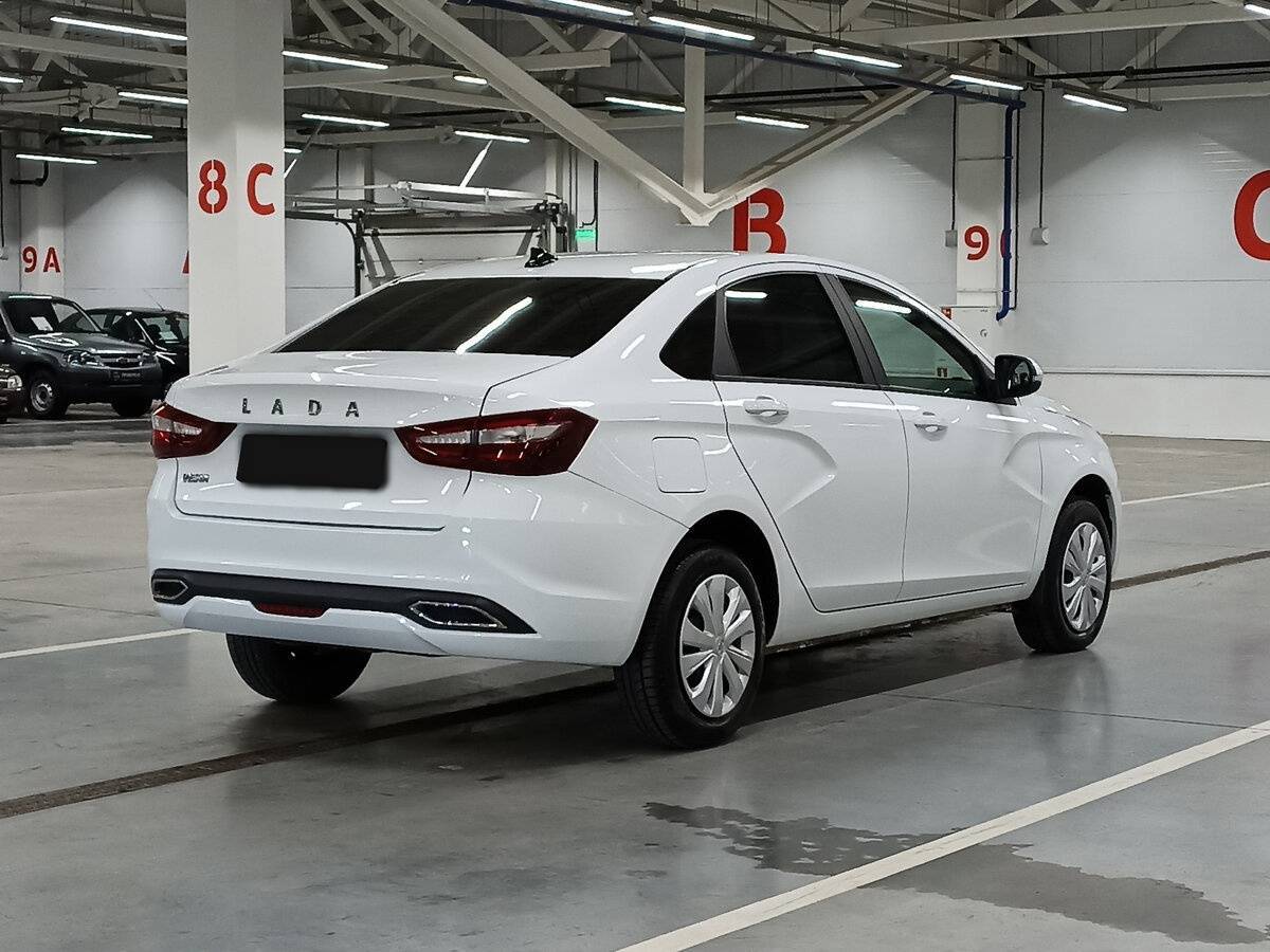 Lada (ВАЗ) Vesta 2023 года с пробегом. Фото: #4