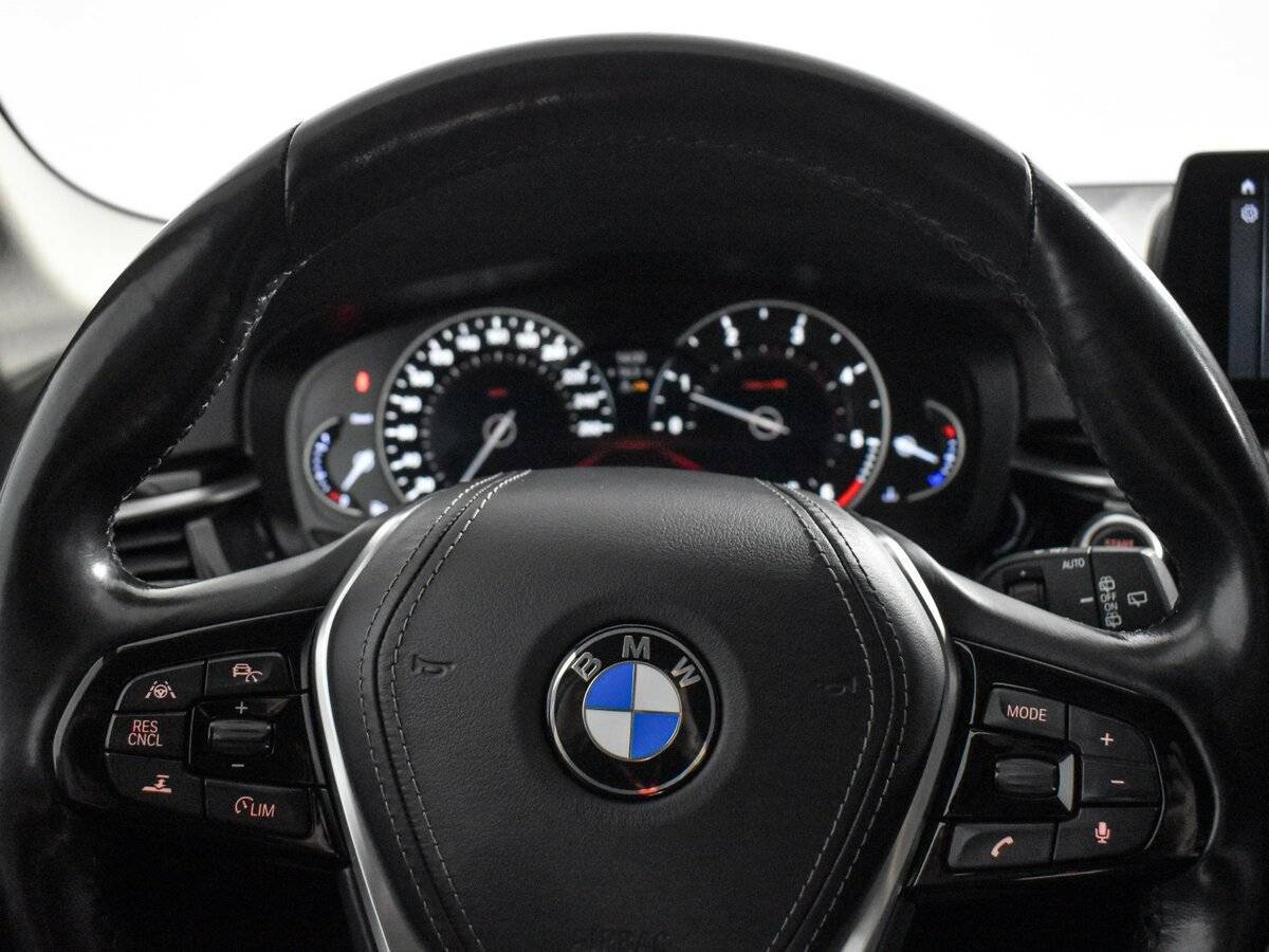 BMW 5 серии 2017 года с пробегом. Фото: #20