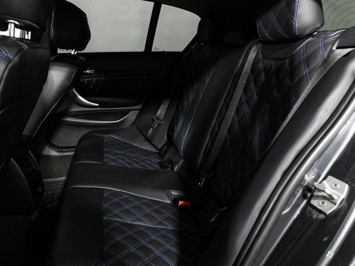 BMW 1 серии 2017 года с пробегом. Фото: #9