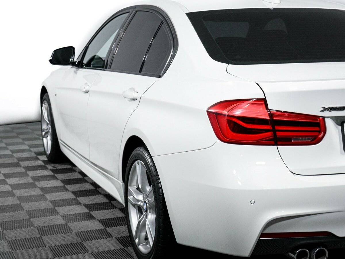 BMW 3 серии 2018 года с пробегом. Фото: #18
