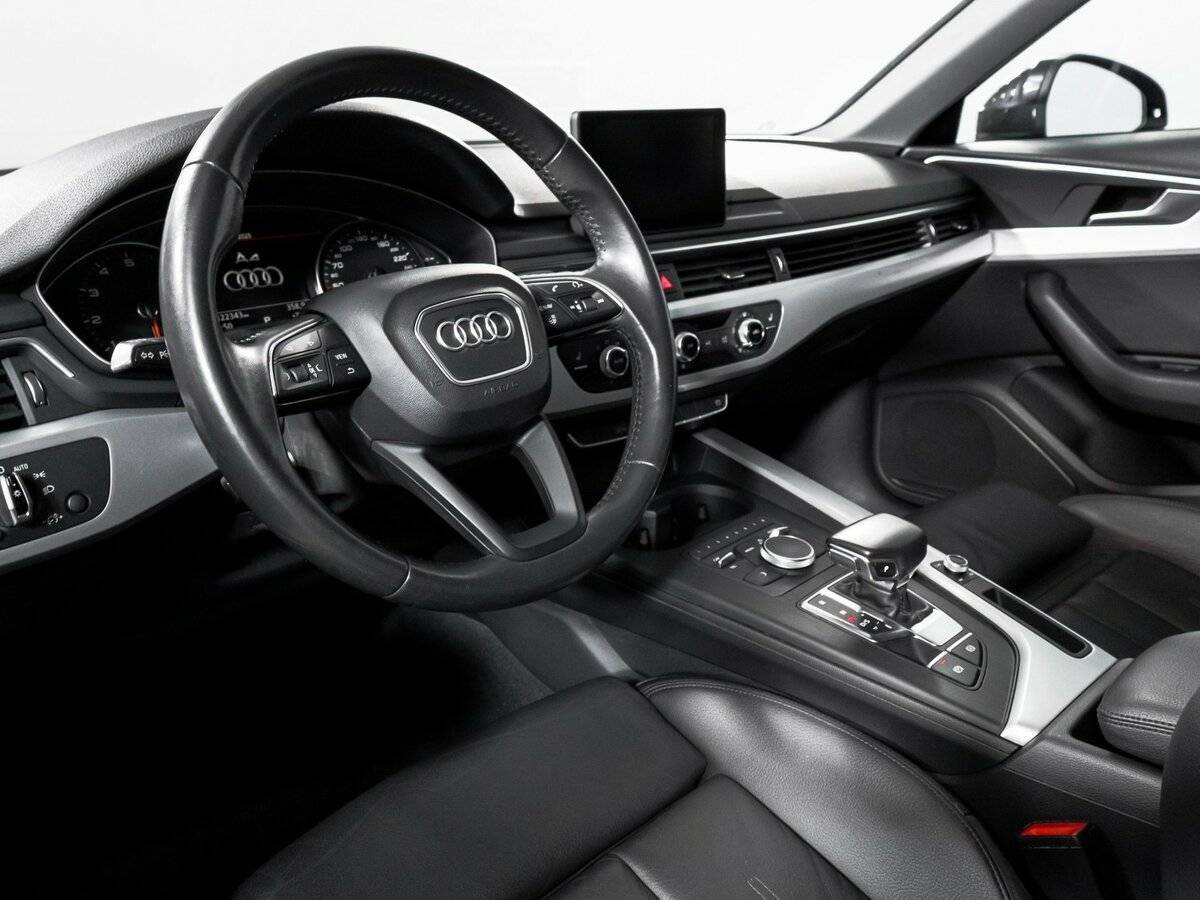 Audi A4 2017 года с пробегом. Фото: #13