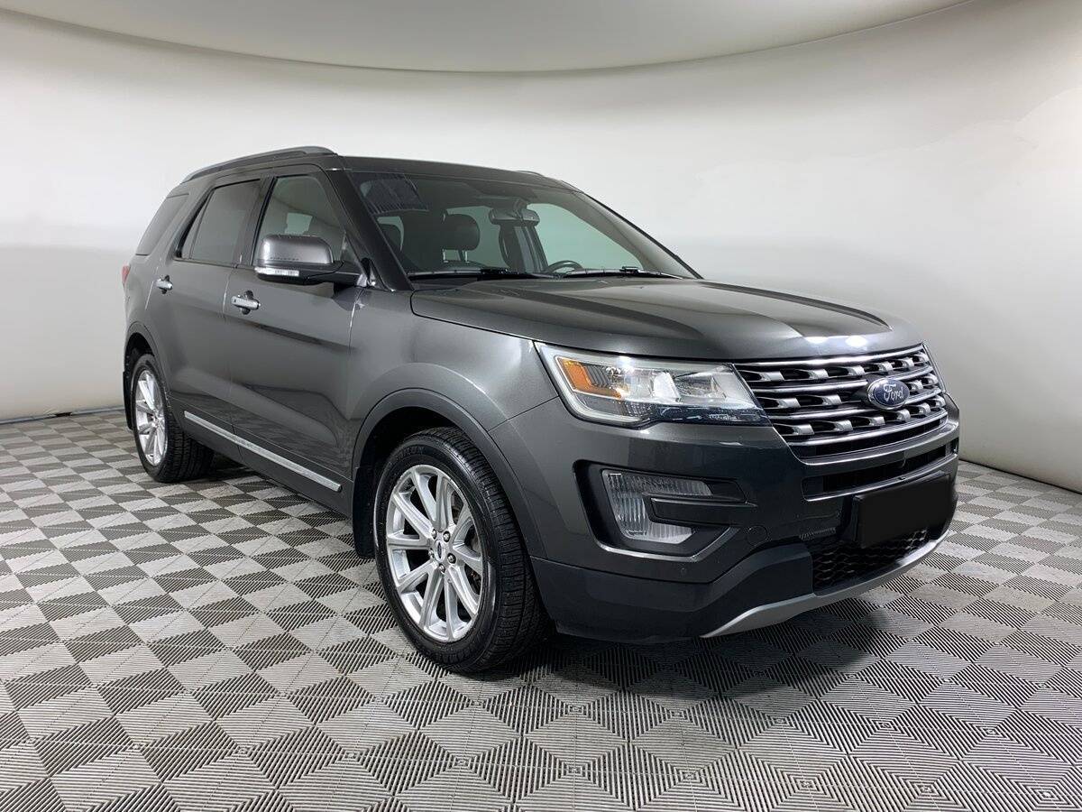 Ford Explorer 2017 года с пробегом. Фото: #2
