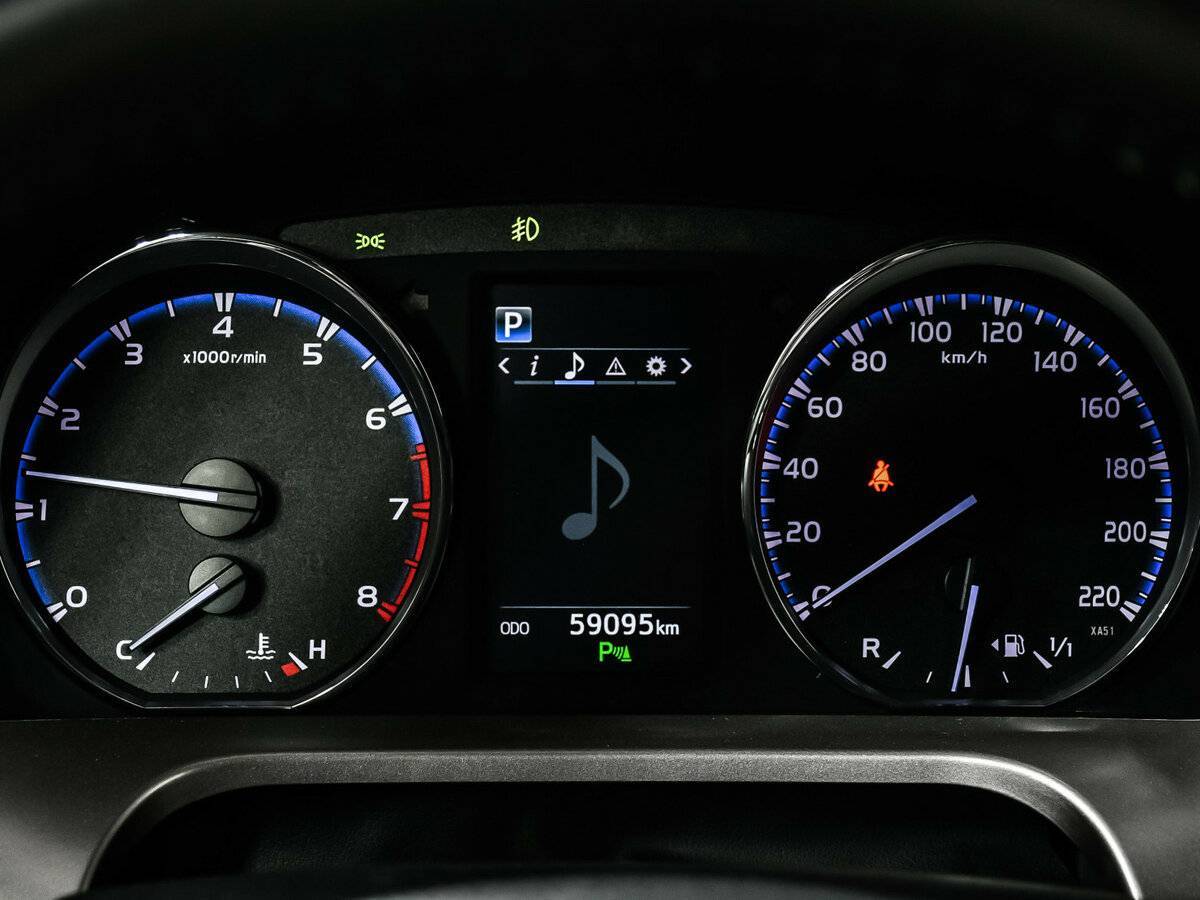 Toyota RAV4 2017 года с пробегом. Фото: #9