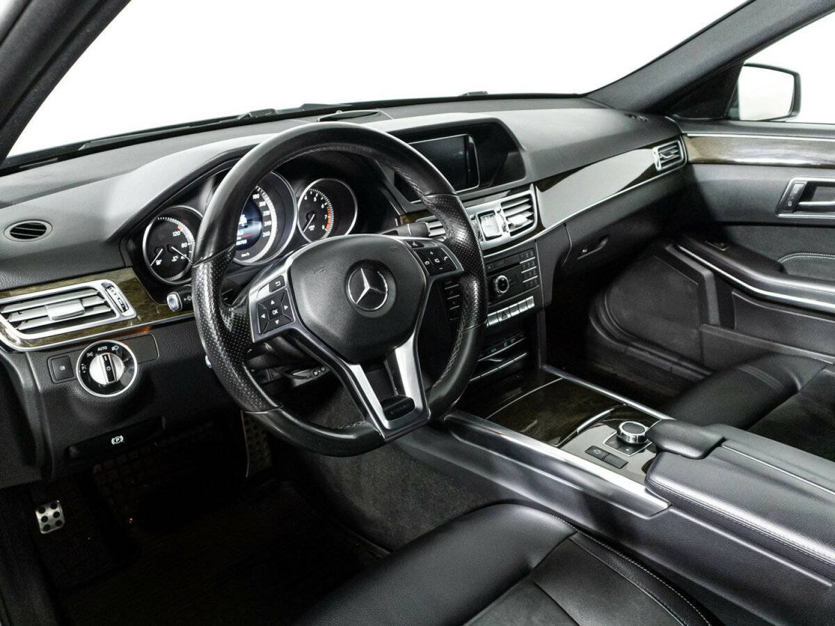 Mercedes-Benz E-Класс 2015 года с пробегом. Фото: #11