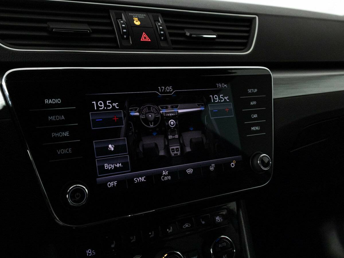 Skoda Superb 2018 года с пробегом. Фото: #18