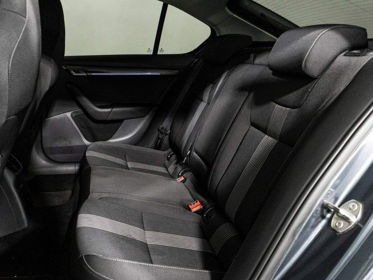 Skoda Octavia 2018 года с пробегом. Фото: #9