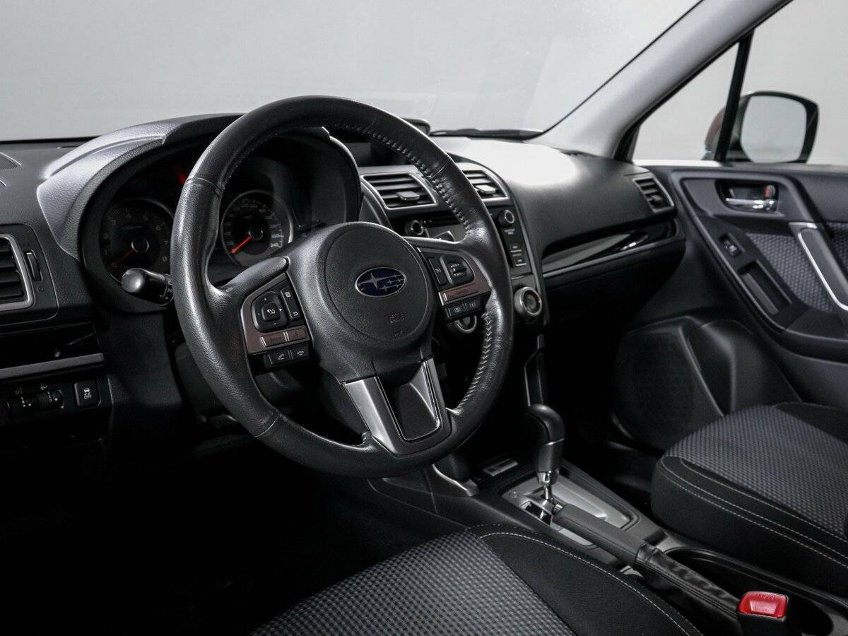 Subaru Forester 2016 года с пробегом. Фото: #13