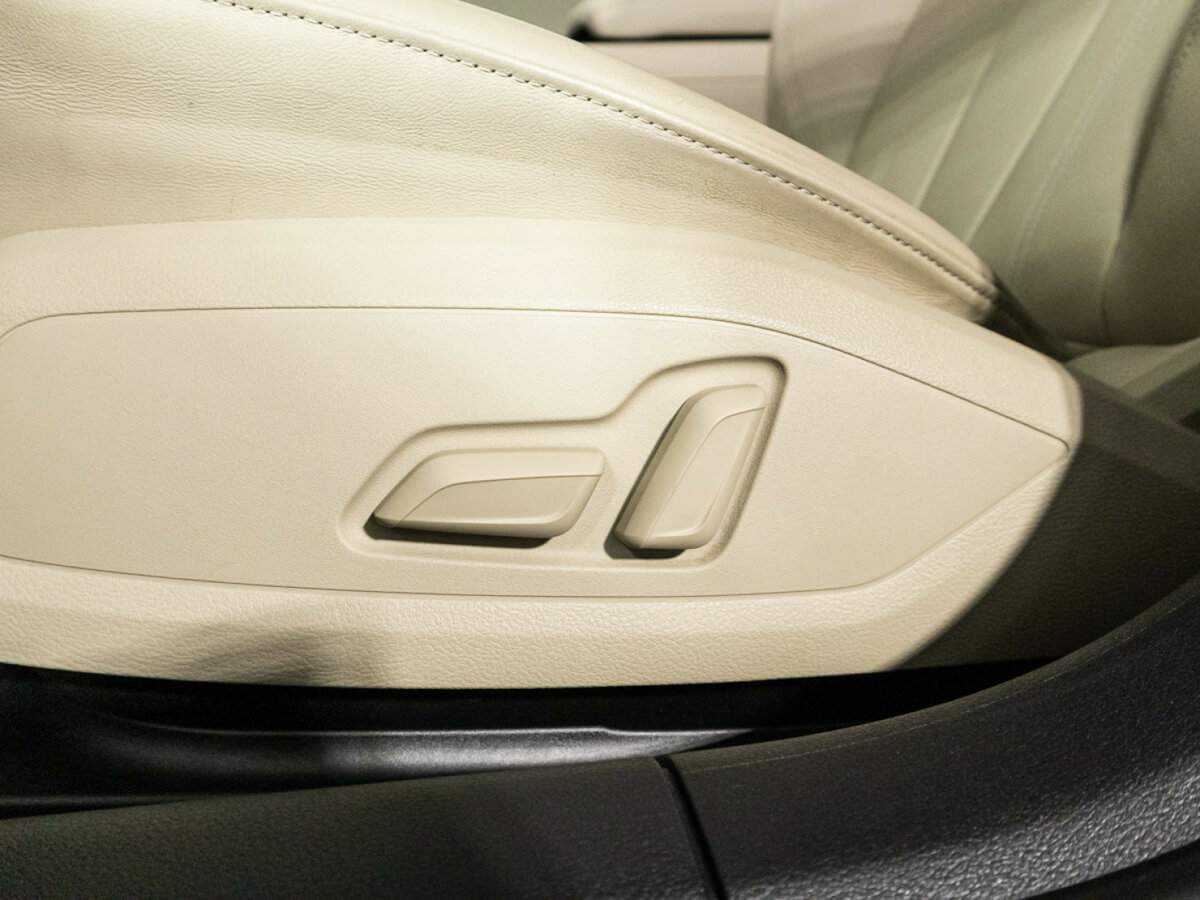 Audi A4 2020 года с пробегом. Фото: #15