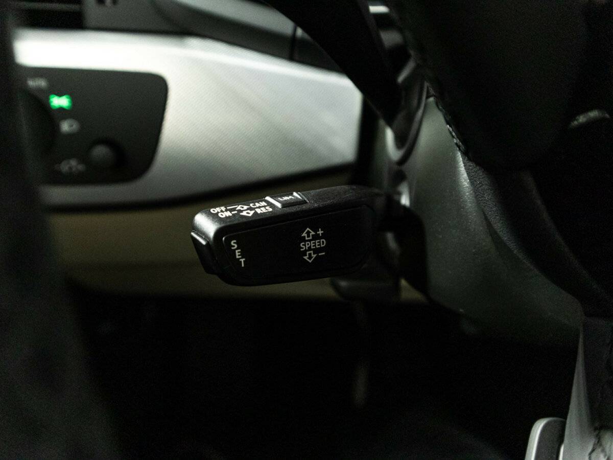 Audi A4 2020 года с пробегом. Фото: #20