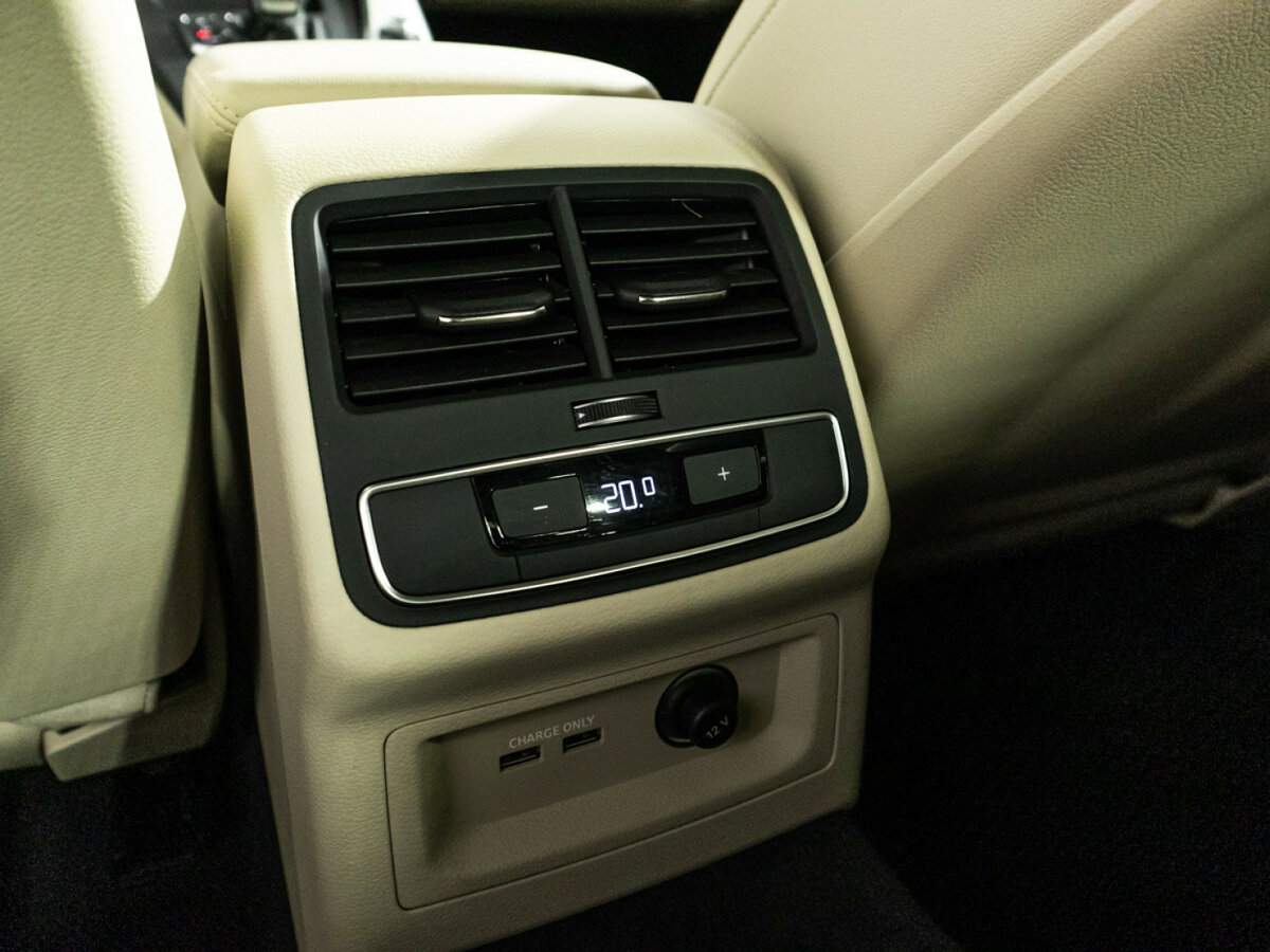 Audi A4 2020 года с пробегом. Фото: #21