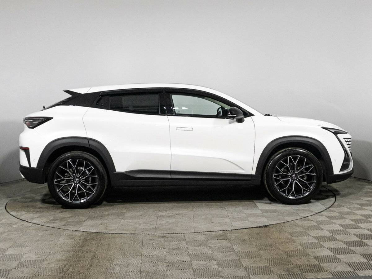 Changan UNI-T 2023 года с пробегом. Фото: #3