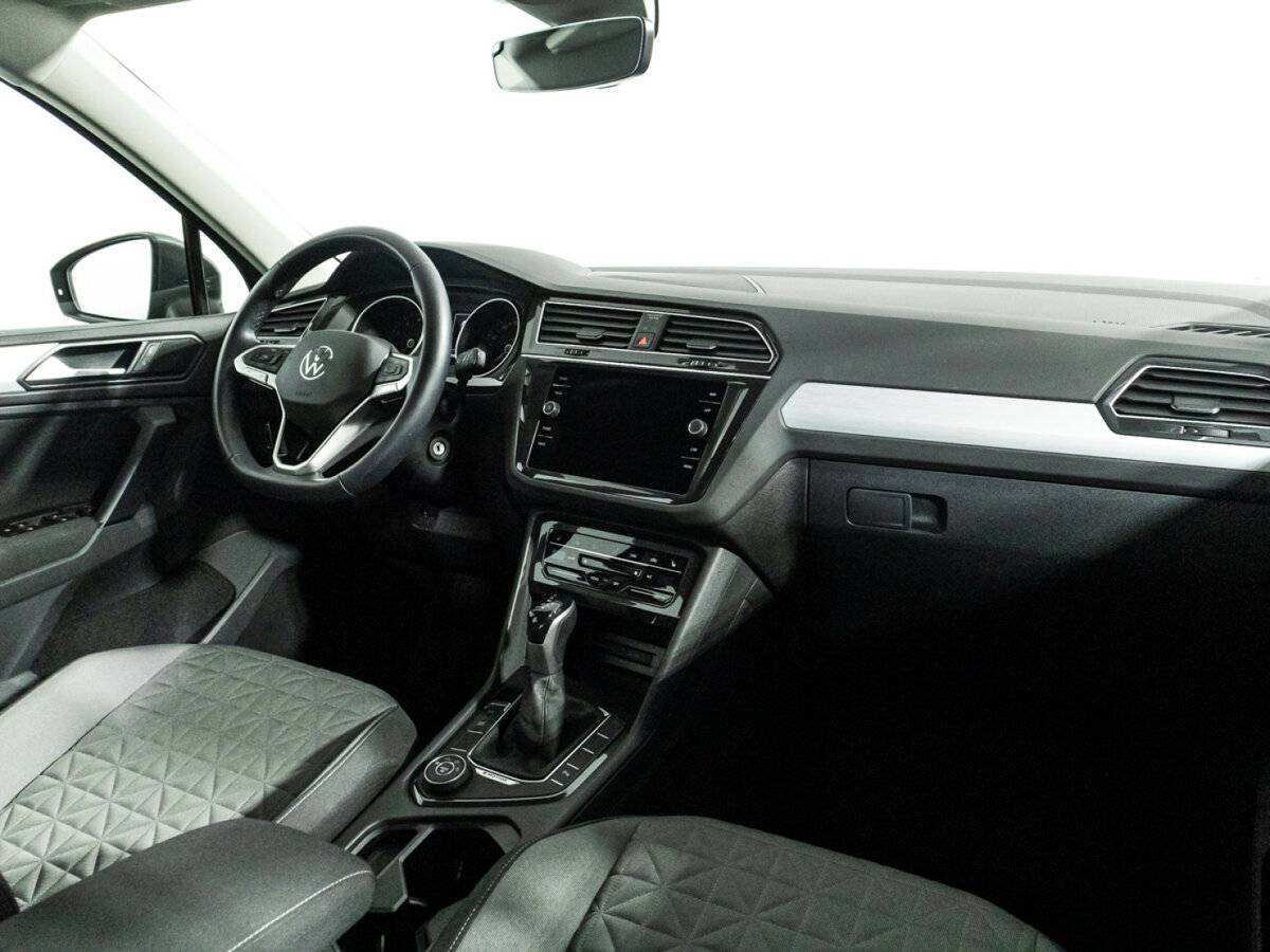 Volkswagen Tiguan 2021 года с пробегом. Фото: #8