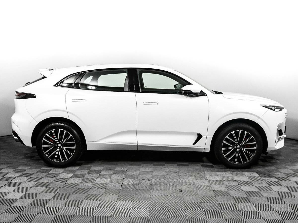 Changan UNI-K 2023 года с пробегом. Фото: #3