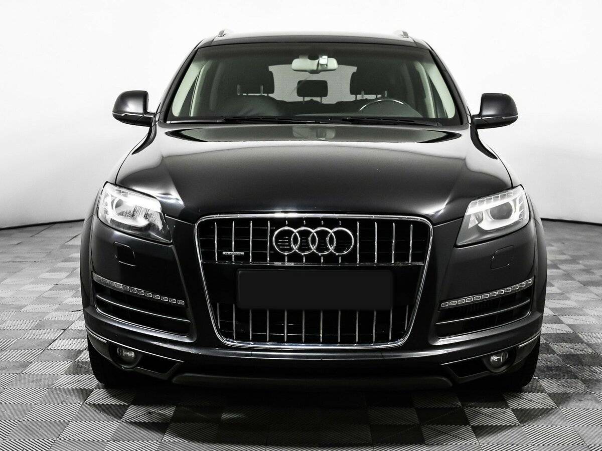 Audi Q7 2013 года с пробегом. Фото: #1