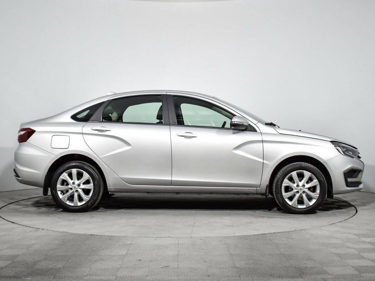 Lada (ВАЗ) Vesta 2023 года с пробегом. Фото: #3