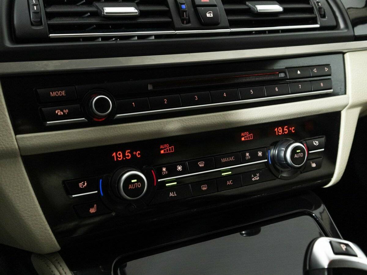 BMW 5 серии 2013 года с пробегом. Фото: #18