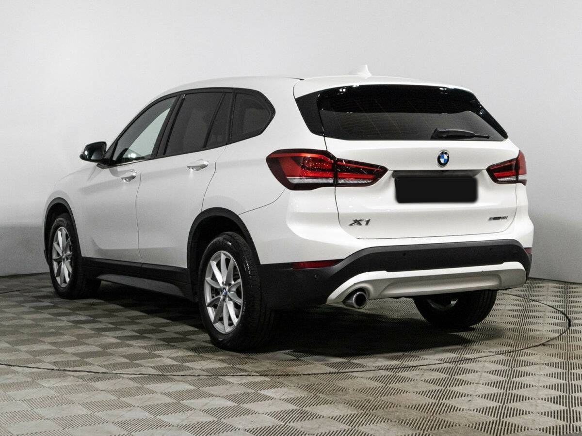 BMW X1 2019 года с пробегом. Фото: #6