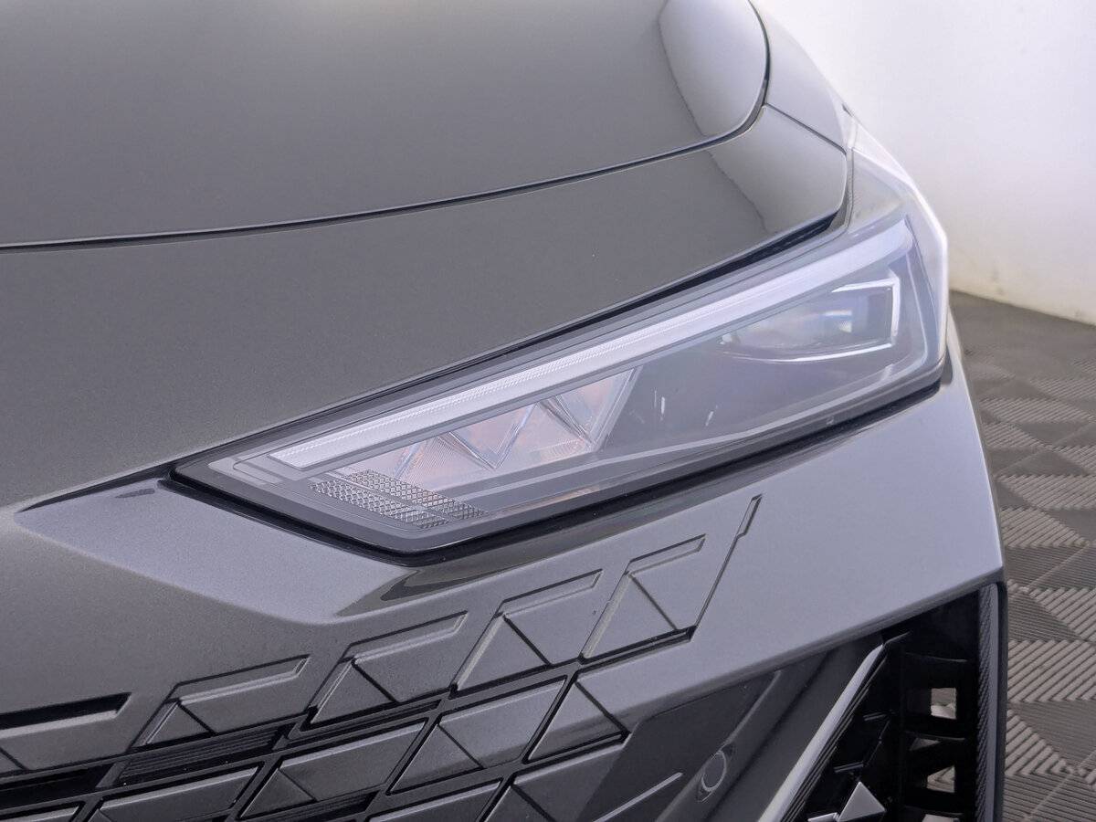 Changan UNI-V 2024 года с пробегом. Фото: #10