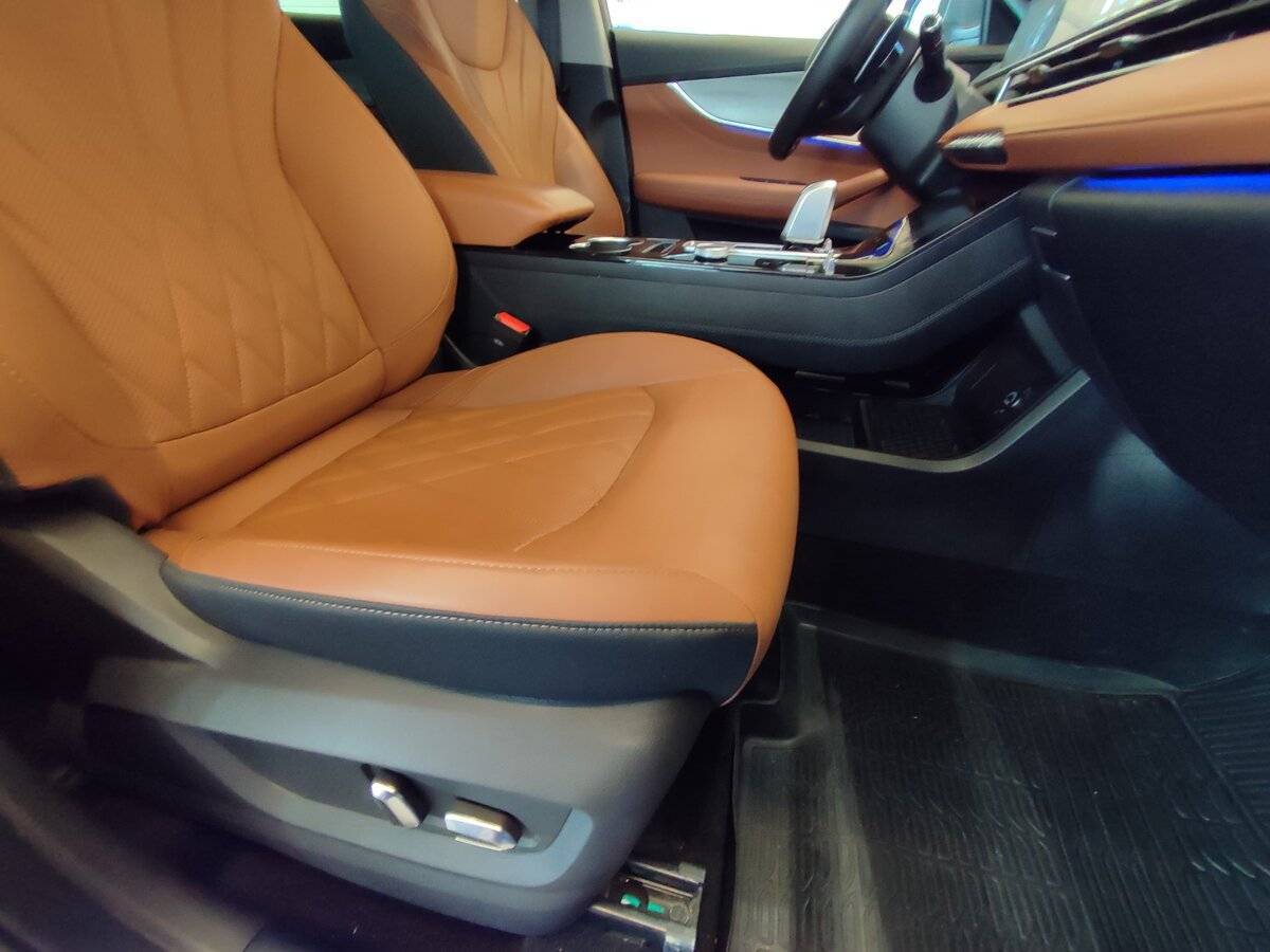 Chery Tiggo 8 Pro Max 2023 года с пробегом. Фото: #29