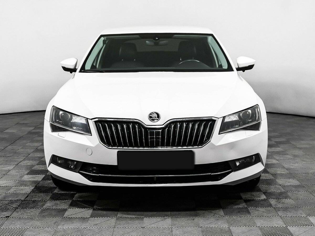 Skoda Superb 2016 года с пробегом. Фото: #1